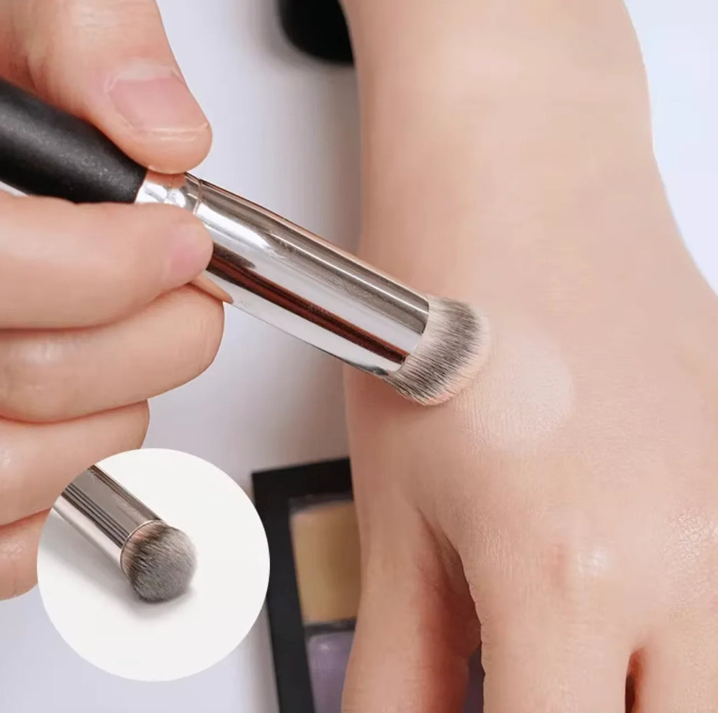 Foundation Concealer Brush Premium Contour Blusher Brushes Flawless Under Eye Dense Face Makeup Brush For Blending