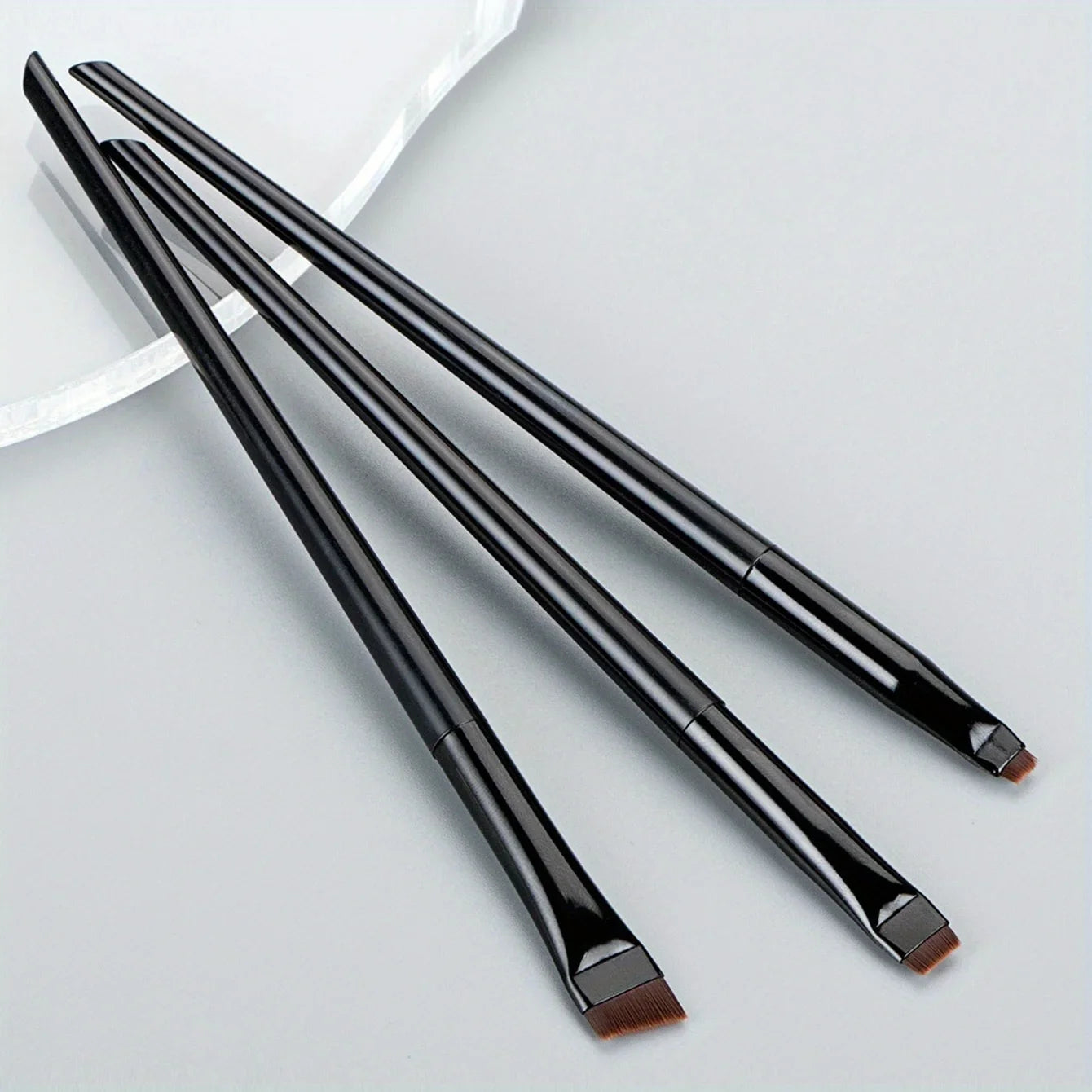 3pcs Makeup Brush Set,Blade eyeliner brush fine oblique head eyebrow brush outline eyeliner ultra-thin eye shadow brush makeup