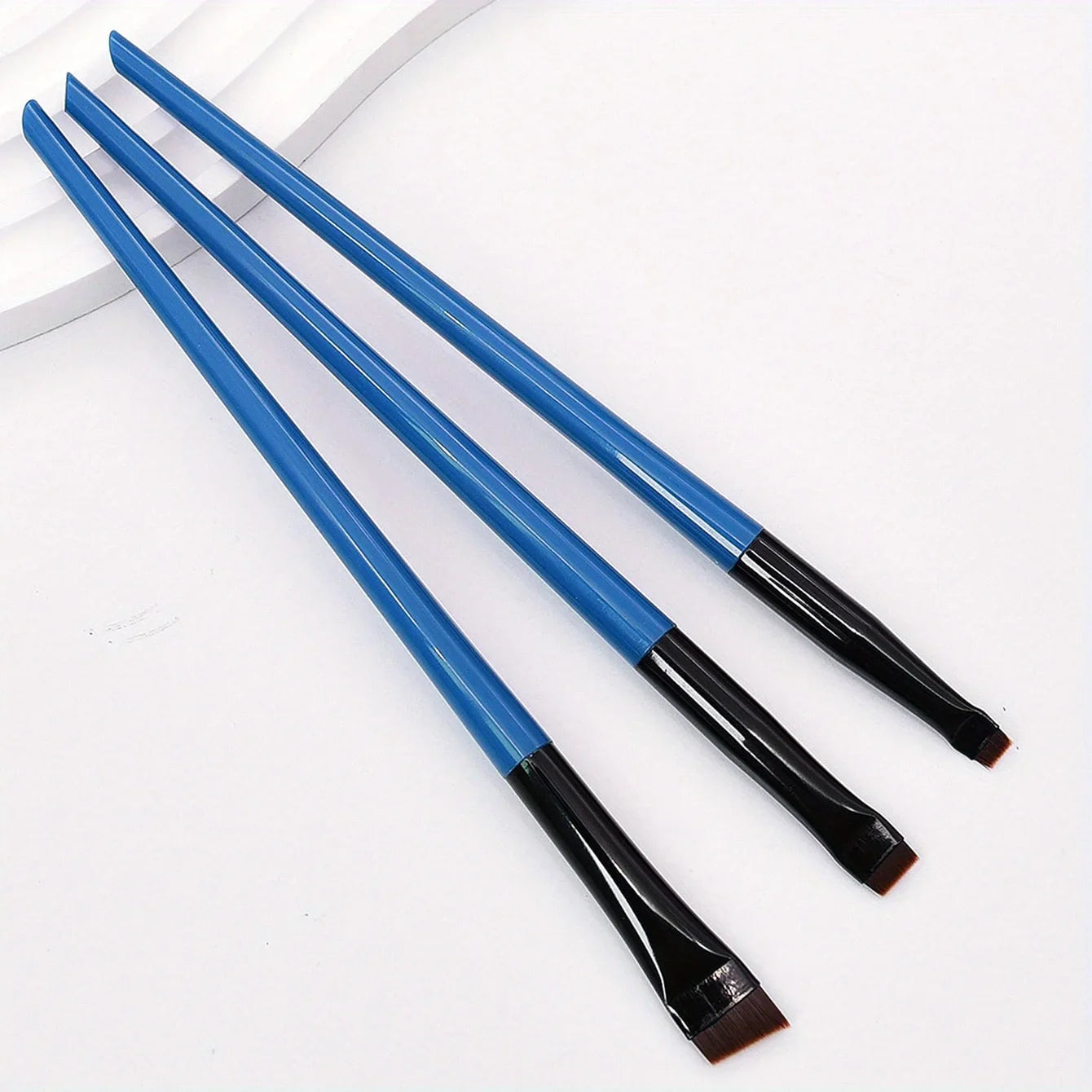 3pcs Makeup Brush Set,Blade eyeliner brush fine oblique head eyebrow brush outline eyeliner ultra-thin eye shadow brush makeup